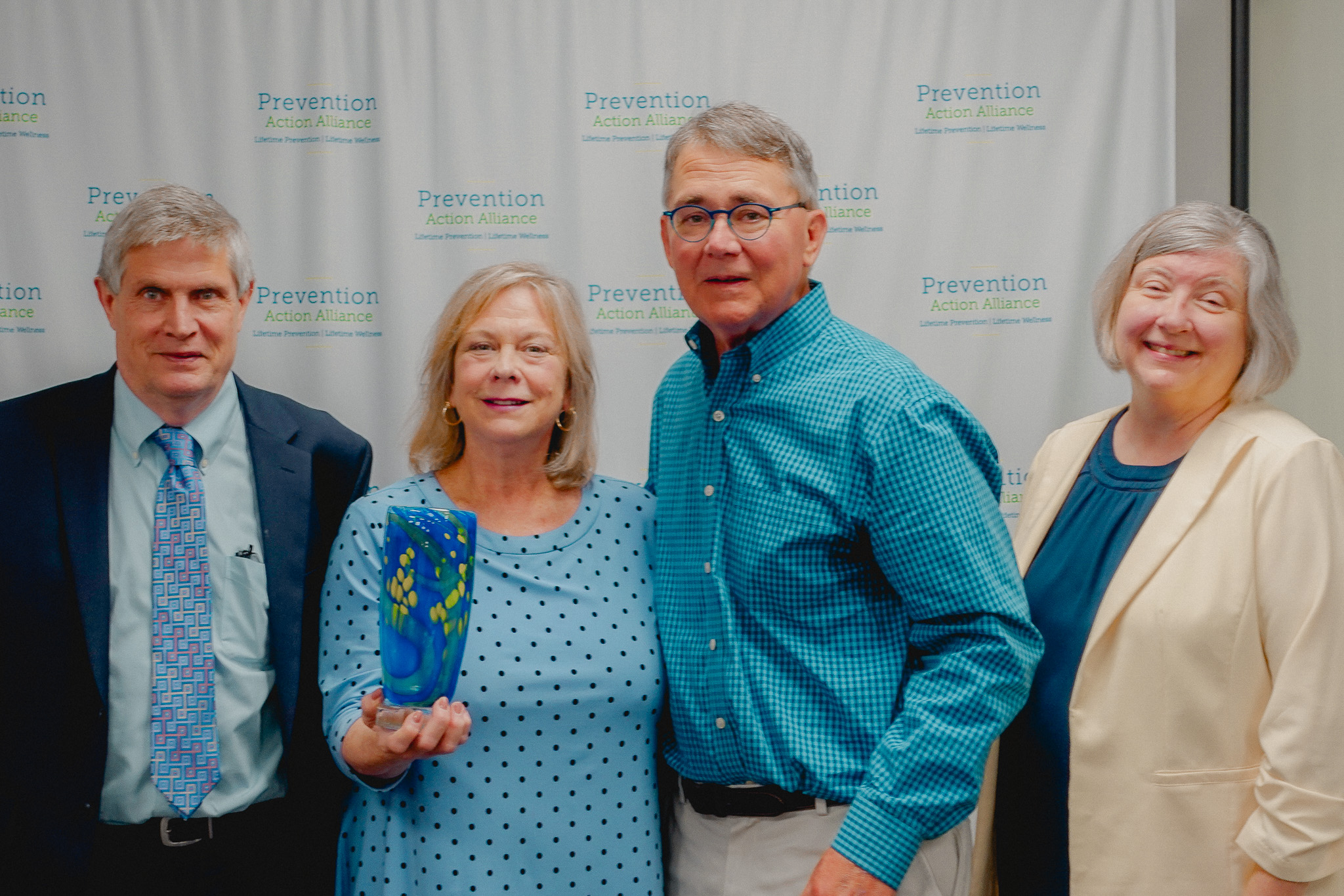 Paul and Ellen Schoonover presented with the Hope Taft Award for their prevention efforts in substance misuse.